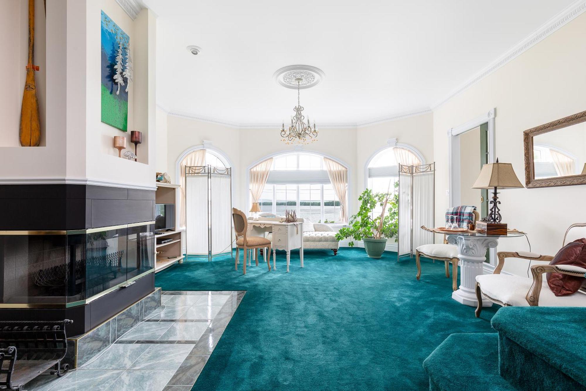 Greystone On Golden Lake Deacon Bilik gambar